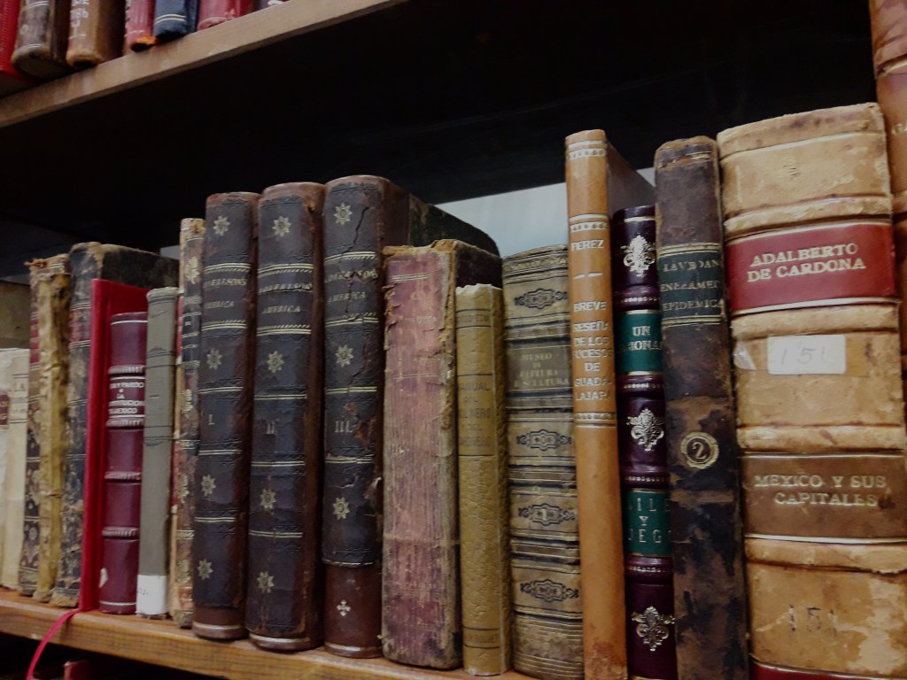 Inicia fiesta de las letras viejitas, empolvadas, pero actuales y bonitas 